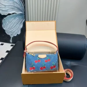 New cherry fashion 2025 denim underarm niche bag, versatile for ladies, blue denim single-shoulder