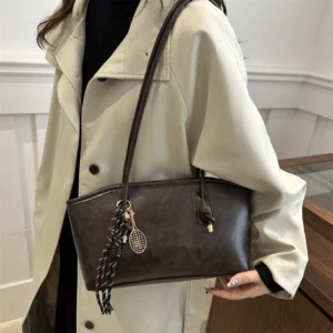 European American Retro Tote Bag, Korean Fashion Shoulder Bags Advanced Simple Handbag New Large Capacity Pendant Versatile Bags